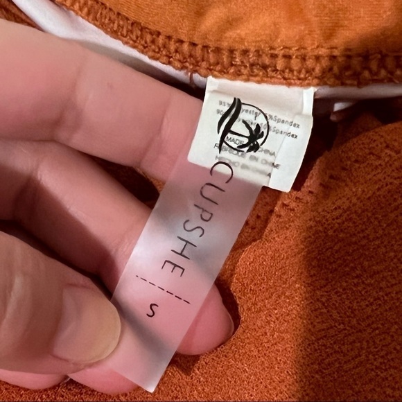 Cupshe rust bikini bottom, mock surplice front with ruffle, size S, NWOT - Picture 4 of 6